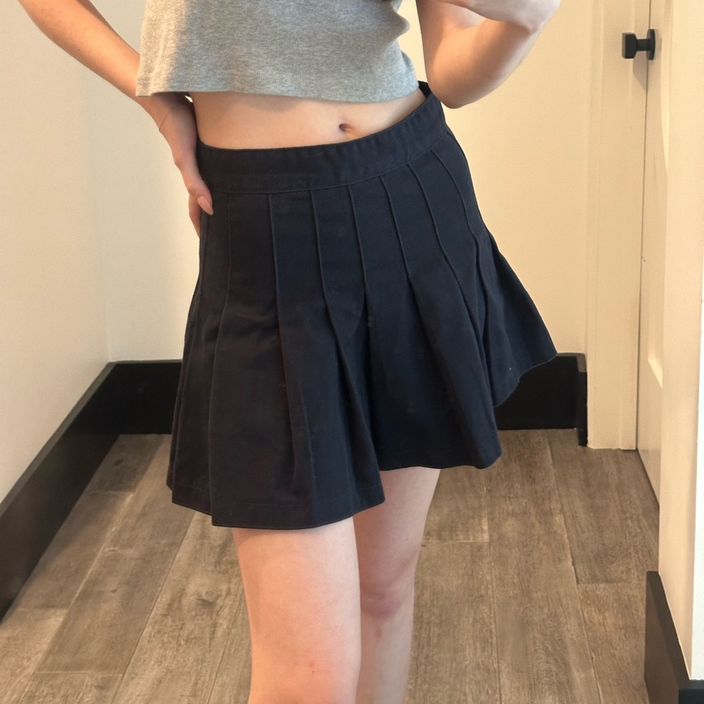 Brandy Melville Pleated Skirt